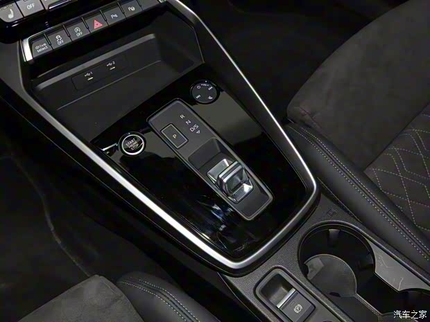 一汽-大众奥迪 奥迪A3 2021款 A3L Limousine 35 TFSI 豪华运动型 一汽-大众奥迪 奥迪A3 2021款 A3L Limousine 35 TFSI 豪华运动型