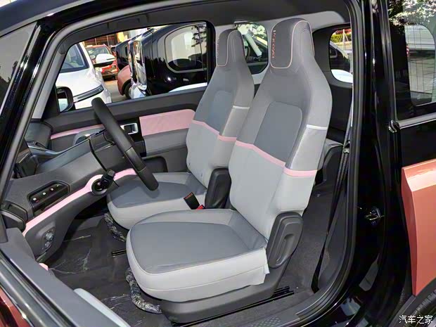 上汽通用五菱 新宝骏E300 2020款 基本型