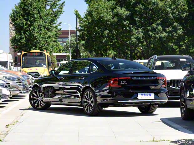 沃尔沃亚太 沃尔沃S90 2022款 B5 智远豪华版