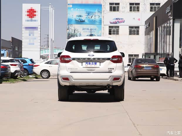 江铃福特 撼路者 2020款 2.3T 汽油自动四驱旗舰版 7座 江铃福特 撼路者 2020款 2.3T 汽油自动四驱旗舰版 7座