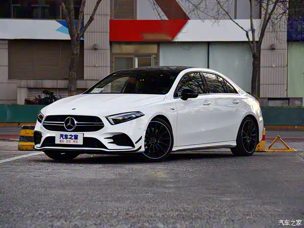 北京奔驰 奔驰A级AMG 2019款 AMG A 35 L 4MATIC 北京奔驰 奔驰A级AMG 2019款 AMG A 35 L 4MATIC