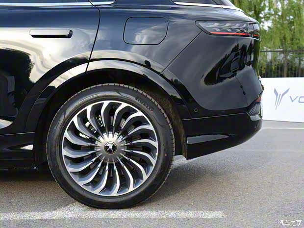 岚图汽车 岚图FREE 2021款 四驱增程版尊享包