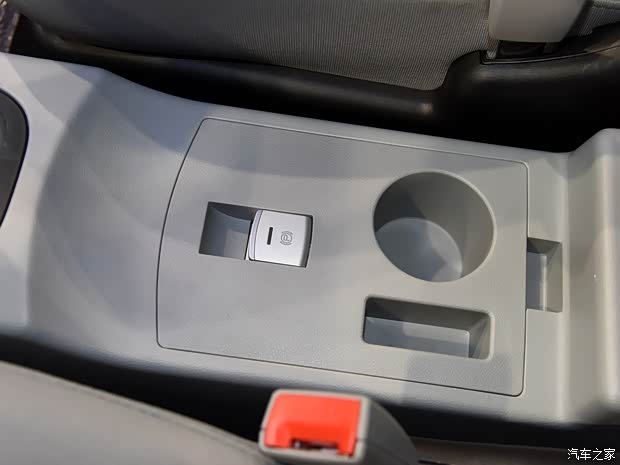 鄭州日產(chǎn) 帥客新能源 2018款 純電動(dòng)乘用車