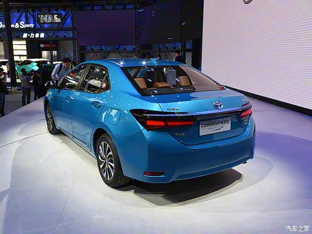 一汽丰田 卡罗拉双擎E+ 2019款 1.8L 旗舰版 一汽丰田 卡罗拉双擎E+ 2019款 1.8L 旗舰版