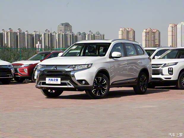 廣汽三菱 歐藍(lán)德 2020款 2.0L 兩驅(qū)暢享版 5座