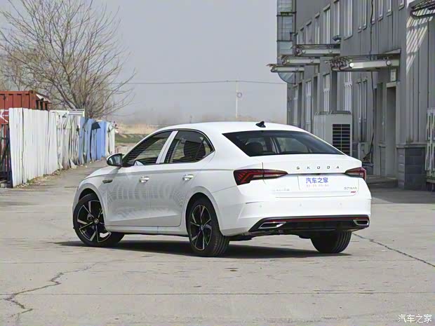 上汽大众斯柯达 明锐 2023款 改款 PRO TSI280 奢享版 上汽大众斯柯达 明锐 2023款 改款 PRO TSI280 奢享版