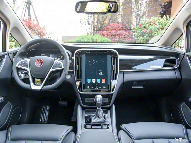 比亚迪 宋MAX 2018款 1.5T 自动智联尊享型 6座 比亚迪 宋MAX 2018款 1.5T 自动智联尊享型 6座