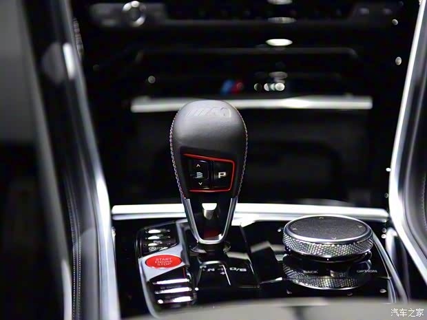 宝马M 宝马M8 2020款 M8 四门轿跑车 雷霆版