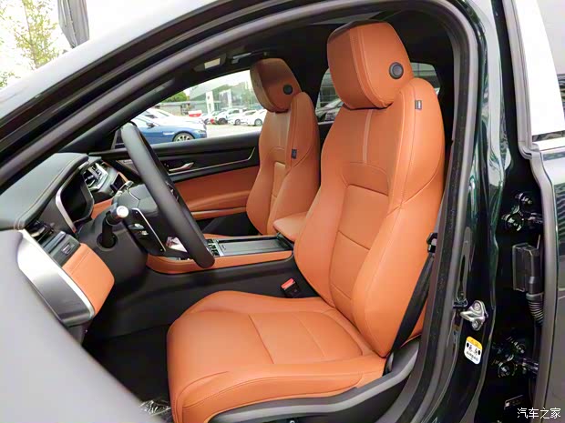 奇瑞捷豹路虎 捷豹XFL 2021款 XFL 2.0T P300 四驅(qū)旗艦運(yùn)動(dòng)版