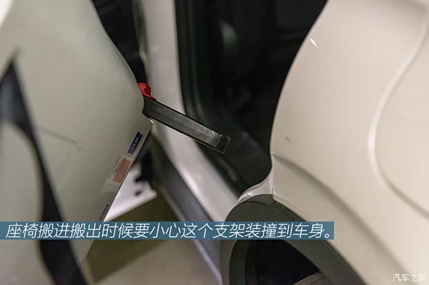 长安林肯 冒险家 2020款 2.0T 两驱尊雅版 长安林肯 冒险家 2020款 2.0T 两驱尊雅版