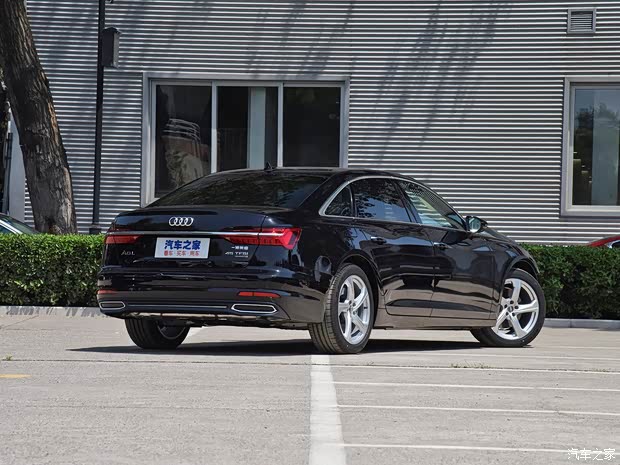 一汽-大众奥迪 奥迪A6L 2020款 45 TFSI quattro 尊享致雅型 一汽-大众奥迪 奥迪A6L 2020款 45 TFSI quattro 尊享致雅型