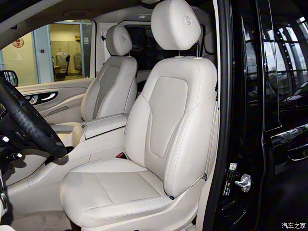 福建奔驰 奔驰V级 2020款 V 260 领航版