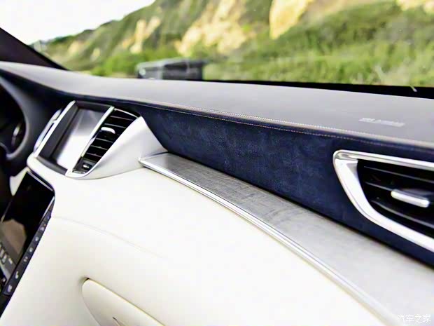 英菲尼迪(進口) 英菲尼迪QX50(進口) 2018款 基本型