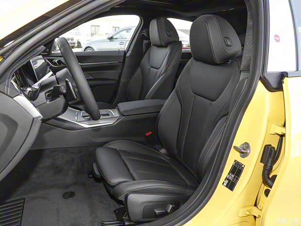 寶馬(進口) 寶馬4系 2022款 425i Gran Coupe 達喀爾黃特別版