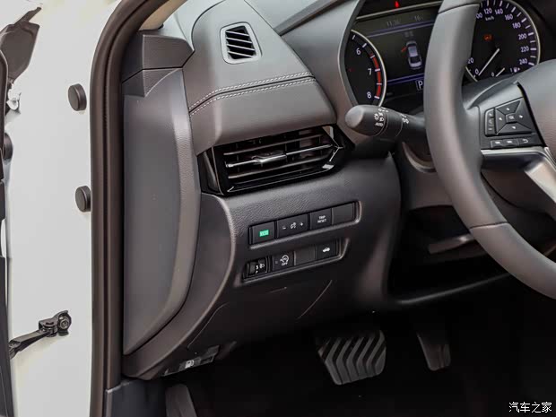 東風(fēng)日產(chǎn) 軒逸 2023款 1.6L CVT基本型