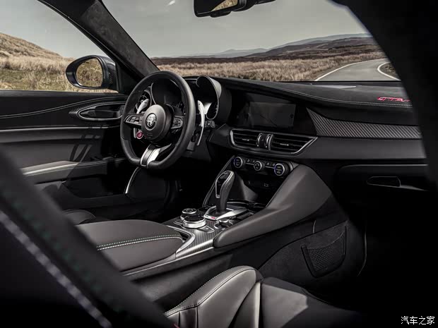 阿尔法·罗密欧 Giulia 2020款 GTAm