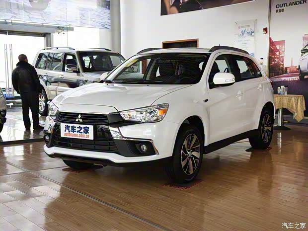 廣汽三菱 勁炫ASX 2018款 2.0L CVT兩驅(qū)尊享版