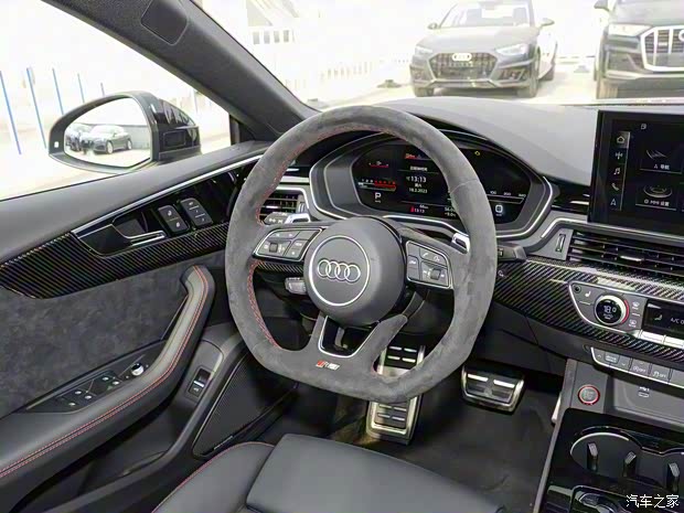 Audi Sport 奧迪RS 5 2023款 RS 5 2.9T Sportback 黑曜版