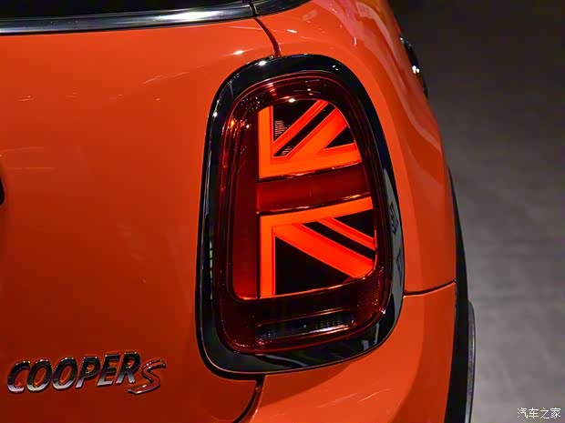 MINI MINI 2018款 2.0T COOPER S 藝術(shù)家