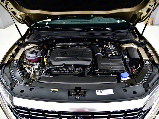 上汽大眾 帕薩特 2022款 380TSI 旗艦版