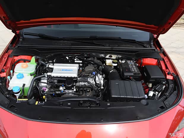 广汽乘用车 影豹 2021款 中配型 广汽乘用车 影豹 2021款 中配型