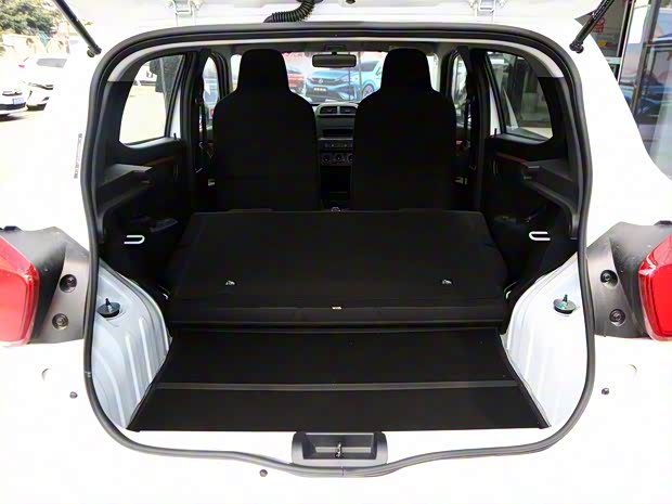 東風(fēng)乘用車(chē) 東風(fēng)風(fēng)神EX1 2020款 低配