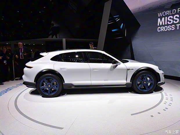 保時(shí)捷 Mission e 2018款 基本型