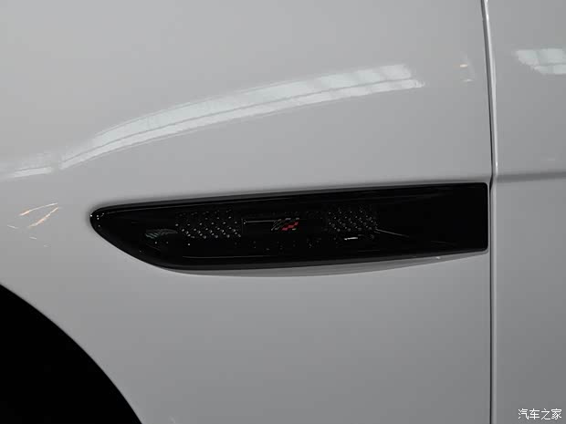 奇瑞捷豹路虎 捷豹XFL 2020款 XFL 2.0T P200 两驱赛旗版 奇瑞捷豹路虎 捷豹XFL 2020款 XFL 2.0T P200 两驱赛旗版