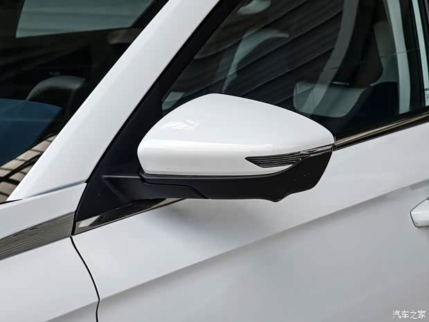 吉利汽车 帝豪 2022款 1.5L CVT旗舰型 吉利汽车 帝豪 2022款 1.5L CVT旗舰型