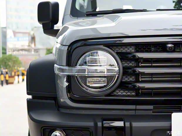 长城汽车 坦克300 2021款 越野版 2.0T 征服者