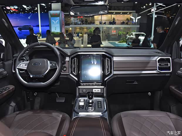 江淮汽車 悍途 2023款 2.0T 自動(dòng)柴油四驅(qū)商務(wù)型標(biāo)雙