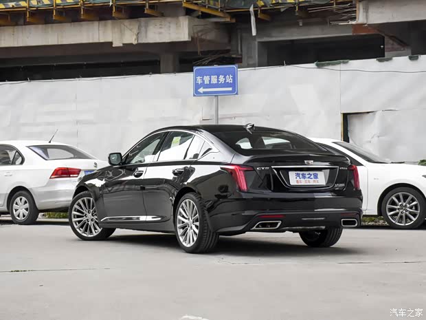 上汽通用凯迪拉克 凯迪拉克CT5 2021款 28T 尊贵型 上汽通用凯迪拉克 凯迪拉克CT5 2021款 28T 尊贵型