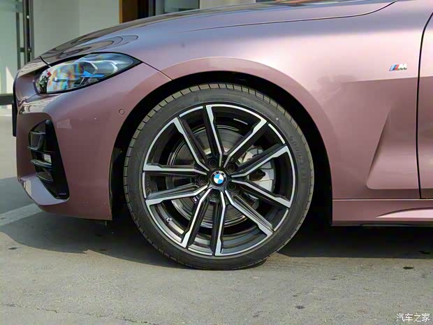 寶馬(進(jìn)口) 寶馬4系 2022款 430i 天鵝絨蘭花紫特別版