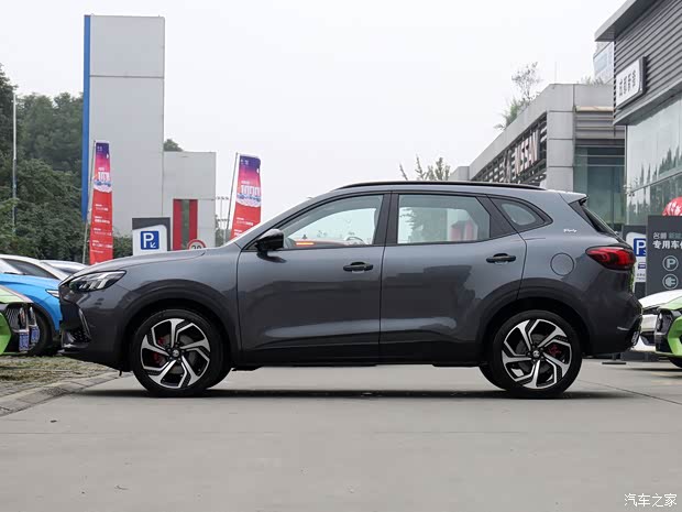 上汽集团 MG领航 2021款 300TGI 自动两驱Trophy智尊版