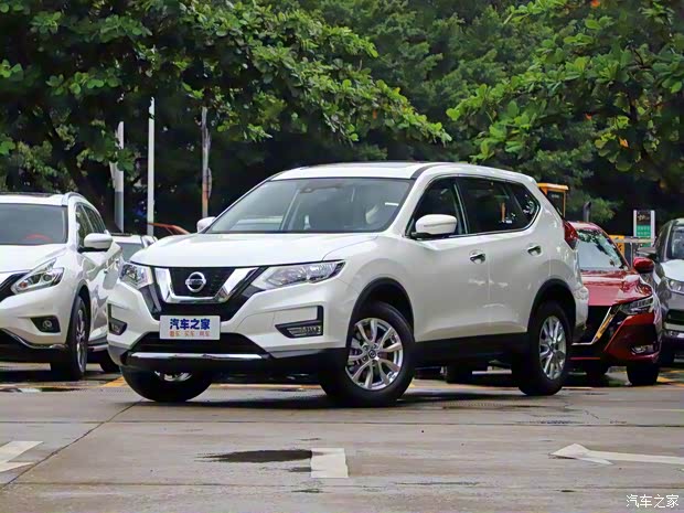 东风日产 奇骏 2021款 2.0L XL ITS 3rows CVT 2WD智联七座舒适版 东风日产 奇骏 2021款 2.0L XL ITS 3rows CVT 2WD智联七座舒适版