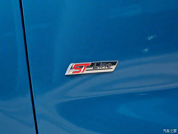 长安福特 锐界 2023款 锐界L 2.0T EcoBoost E-混动四驱七座 STLine 长安福特 锐界 2023款 锐界L 2.0T EcoBoost E-混动四驱七座 STLine