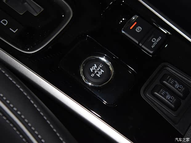 广汽三菱 欧蓝德 2021款 2.4L 四驱致尊版 7座