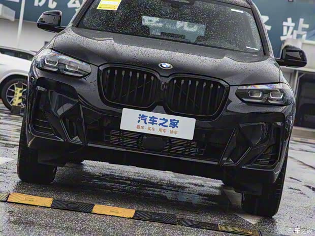 華晨寶馬 寶馬X3 2023款 xDrive30i 尊享型 M曜夜套裝