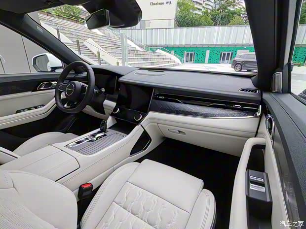 領(lǐng)克 領(lǐng)克09 2021款 基本型