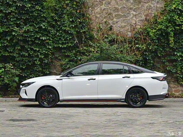 東風乘用車 奕炫MAX 2024款 1.5T 賽道版