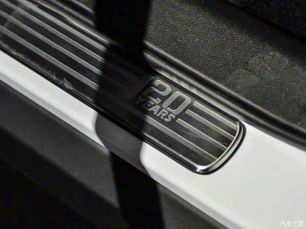 东风雷诺 科雷傲 2018款 2.5L 两驱120周年限量版