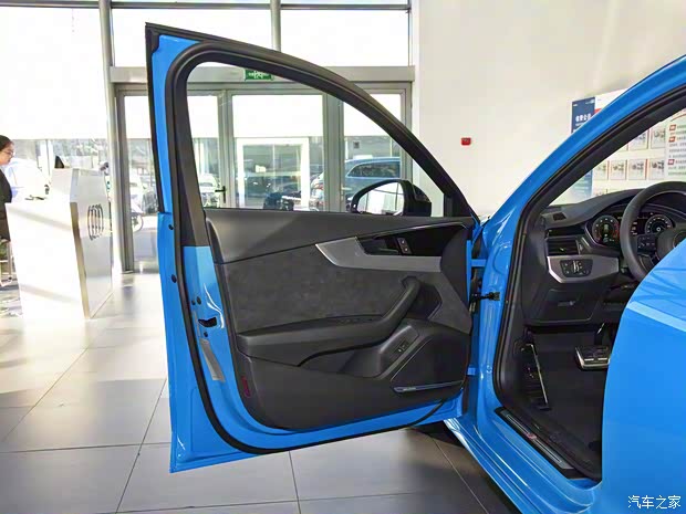 奥迪(进口) 奥迪A4(进口) 2021款 Avant 先锋派 40 TFSI 豪华动感型