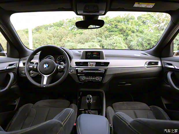 宝马(进口) 宝马X2 2018款 sDrive20i 宝马(进口) 宝马X2 2018款 sDrive20i