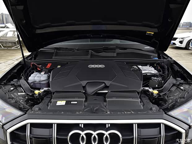 奥迪(进口) 奥迪Q7 2022款 55 TFSI quattro S line尊贵型 奥迪(进口) 奥迪Q7 2022款 55 TFSI quattro S line尊贵型