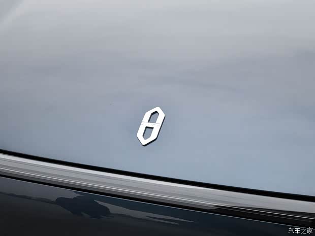 賽力斯汽車 問(wèn)界M9 2024款 增程 Ultra版 42kWh 