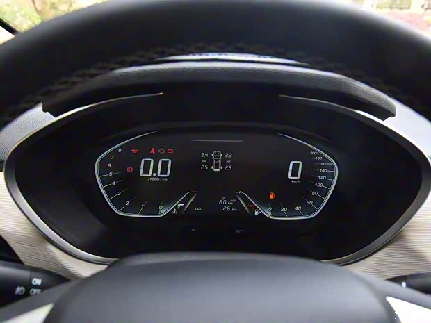 上汽通用五菱 宝骏360 2018款 1.5L 高配型