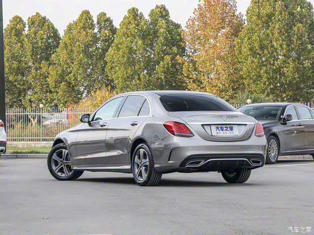 北京奔驰 奔驰C级 2021款 C 260 L 运动版 北京奔驰 奔驰C级 2021款 C 260 L 运动版