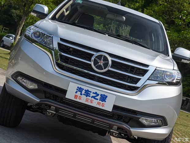 大運(yùn)汽車 大運(yùn)皮卡 2020款 2.4T汽油兩驅(qū)手動尊享型標(biāo)軸4K22D4T