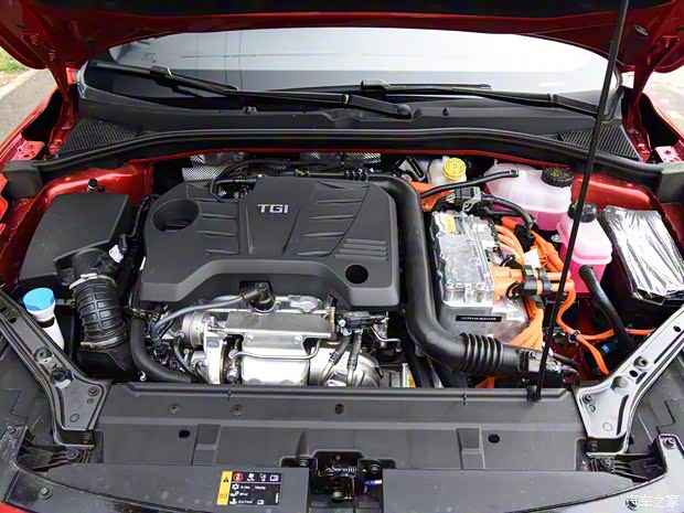 上汽集团 名爵6新能源 2021款 1.5T 混动X POWER大师版 上汽集团 名爵6新能源 2021款 1.5T 混动X POWER大师版