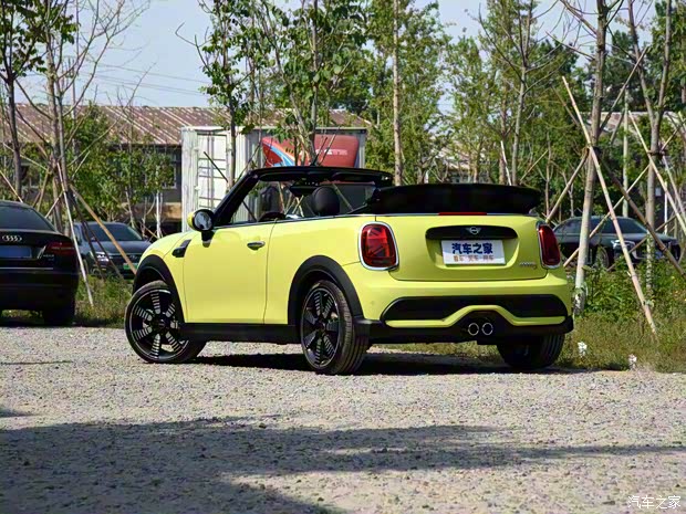 MINI MINI 2022款 2.0T COOPER S CABRIO Sidewalk MINI MINI 2022款 2.0T COOPER S CABRIO Sidewalk